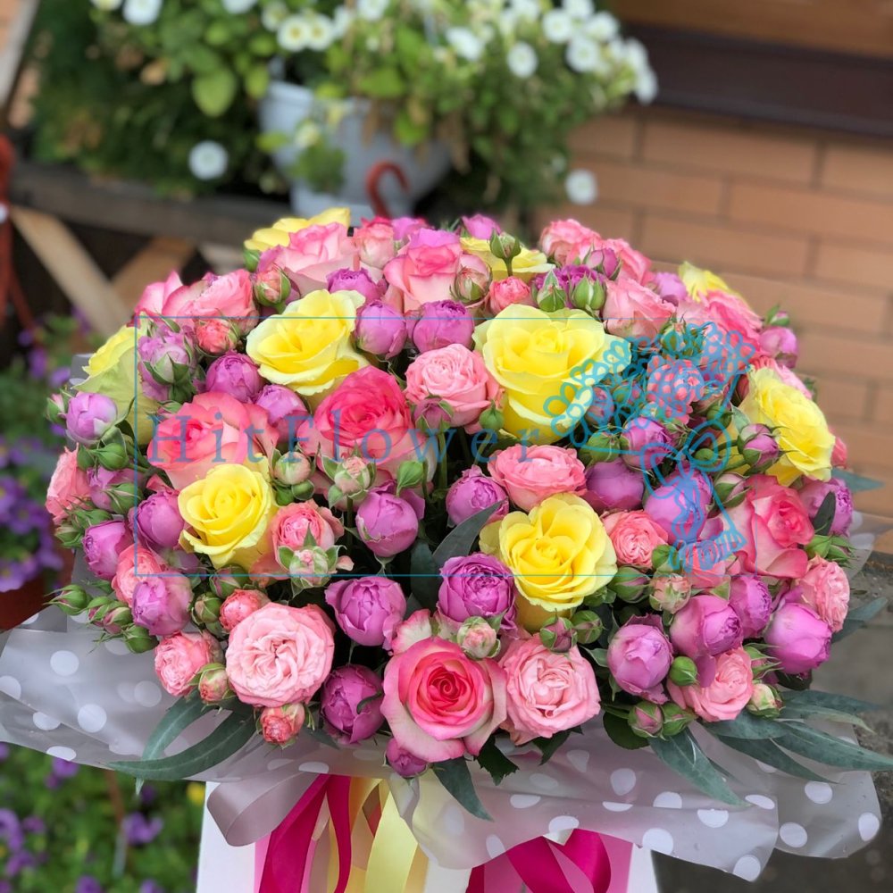 Композиция из живых цветов Акварель Цветочная композиция из Розы